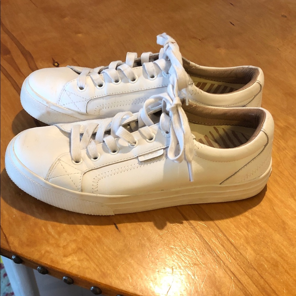 Taos Footwear White Leather Low-Top Sneakers